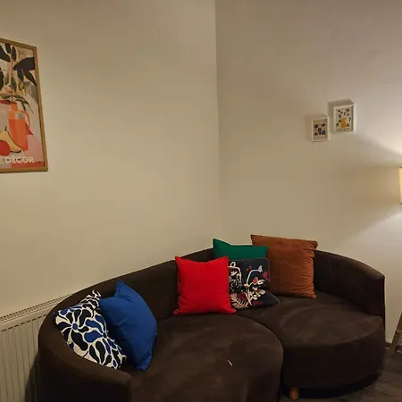 Urban Hostel *
